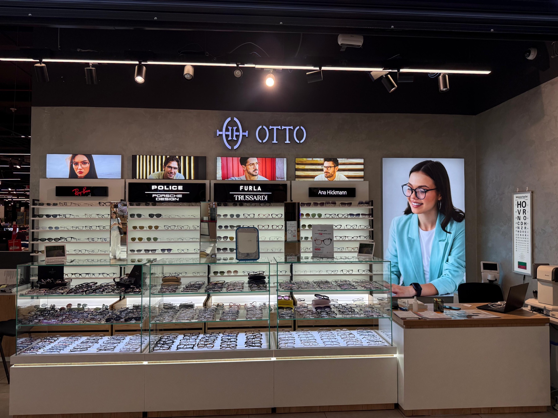 OTTO Optika mağazası